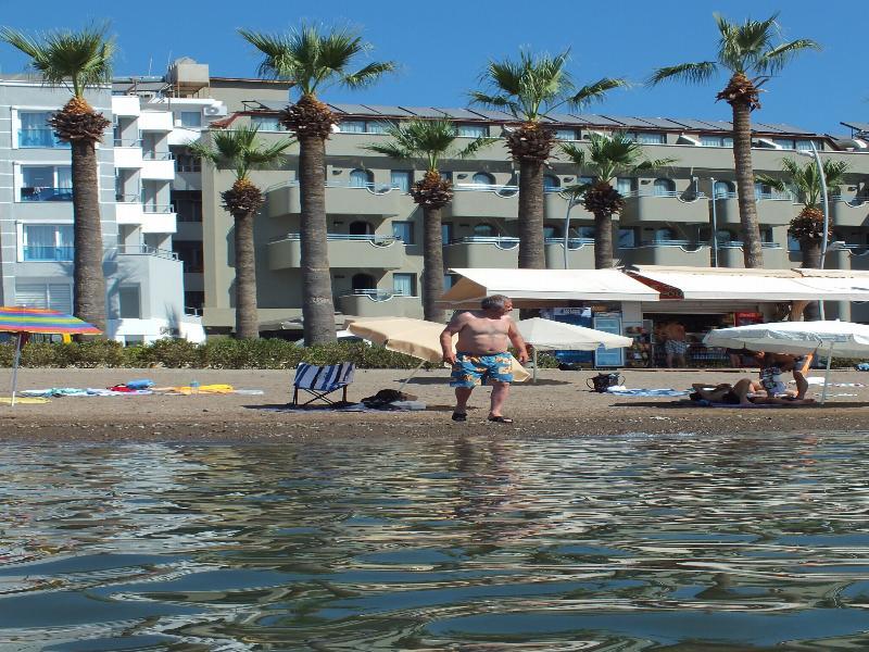 מרמריס Candan Citybeach Hotel מראה חיצוני תמונה